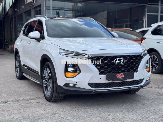Hyundai SantaFe Premium 2019 đi lướt 50k một chủ