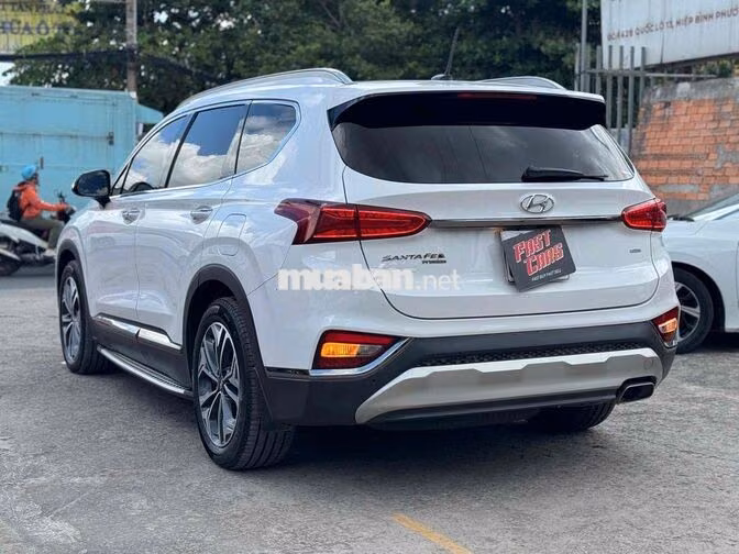 Hyundai SantaFe Premium 2019 đi lướt 50k một chủ