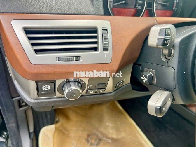 BMW 750Li 2006 Đen 5 chỗ