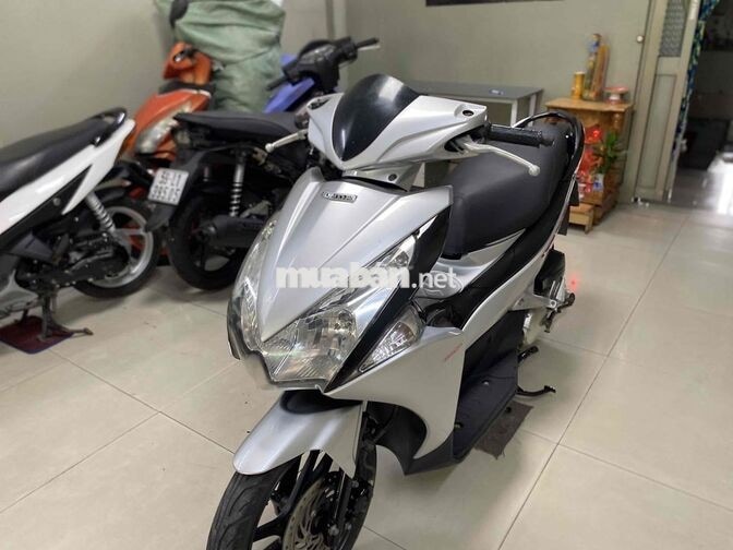 Honda Air Blade FI 2012 Bạc