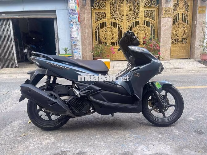 Honda Air Blade 160 4val 2023 Xanh phiên bản ĐB