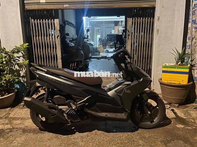 Honda Air Blade 160 4val 2023 Xanh phiên bản ĐB