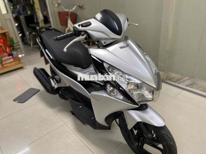 Honda Air Blade FI 2012 Bạc