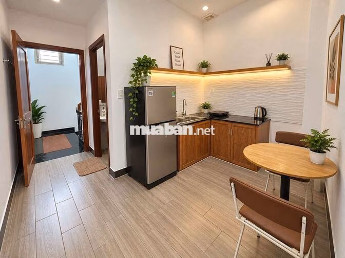 Căn Hộ 1 PN Cao Cấp kế bên Sân Bay - Full Nội Thất - Khu DÂN Cư - 