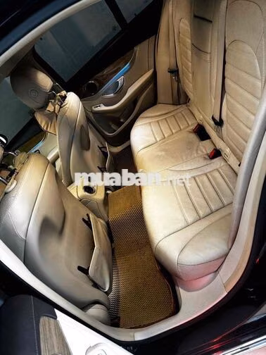 Mercedes C250 2015 Đen, chính chủ, còn zin.