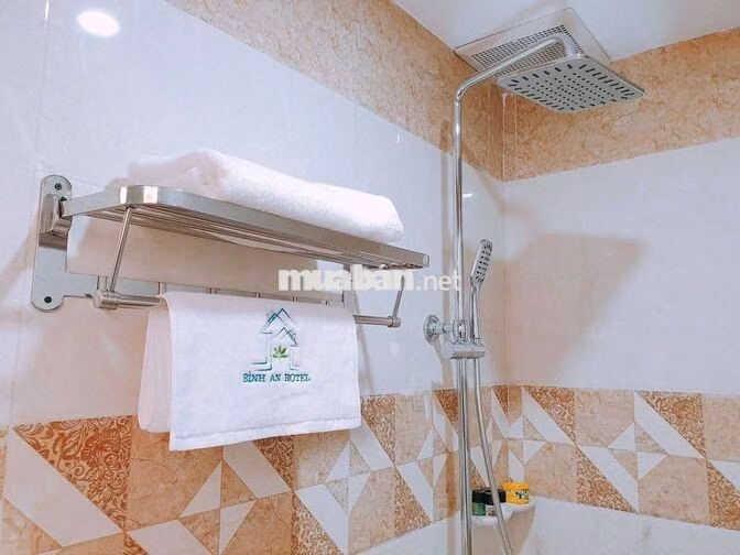 Bán khách sạn 18 phòng mặt tiền Nguyễn Chí Thanh Đà Lạt