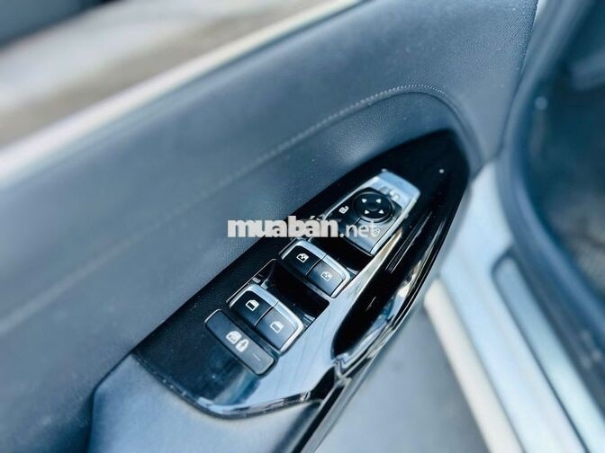 Kia K5 2.0 Premium 2022 Trắng 76.000 km