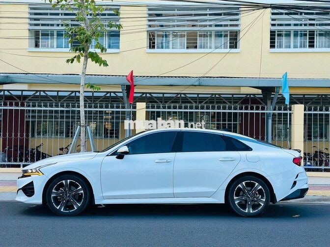 Kia K5 2.0 Premium 2022 Trắng 76.000 km