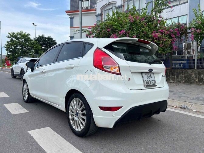 Ford Fiesta 1.0 Tubo 2014 Số tự động Trắng