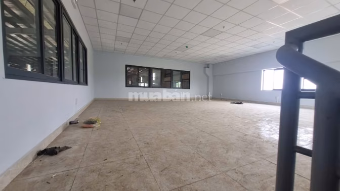 Cho thuê xưởng 2000m2 KCN Đức Hòa, Long An - Giá 180 triệu/tháng