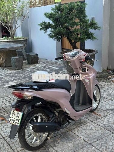 Honda Vision Hồng