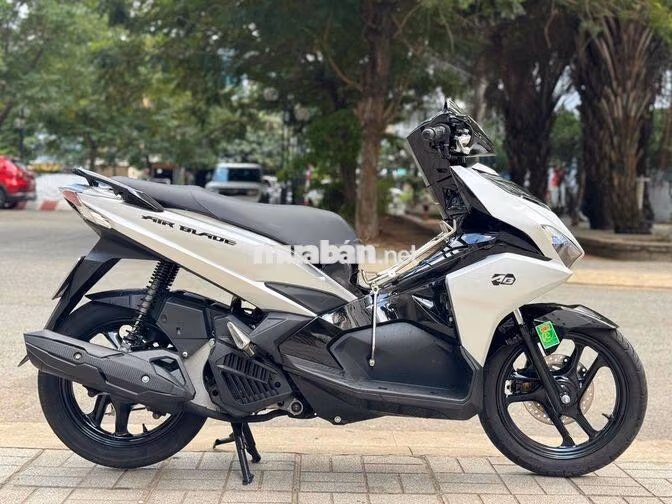 Honda Air Blade 125 2016 BSTP chính chủ sang tên