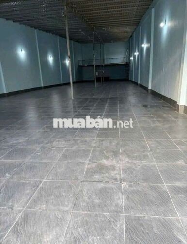Nhà Xưởng 10x40 Trống Suốt 3Pha 
