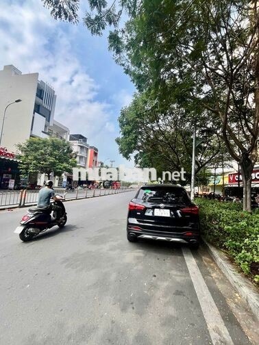 CHO THUÊ ĐẤT TRỐNG MẶT TIỀN ĐƯỜNG UNG VĂN KHIÊM DT 12X84M KD TỰ DO