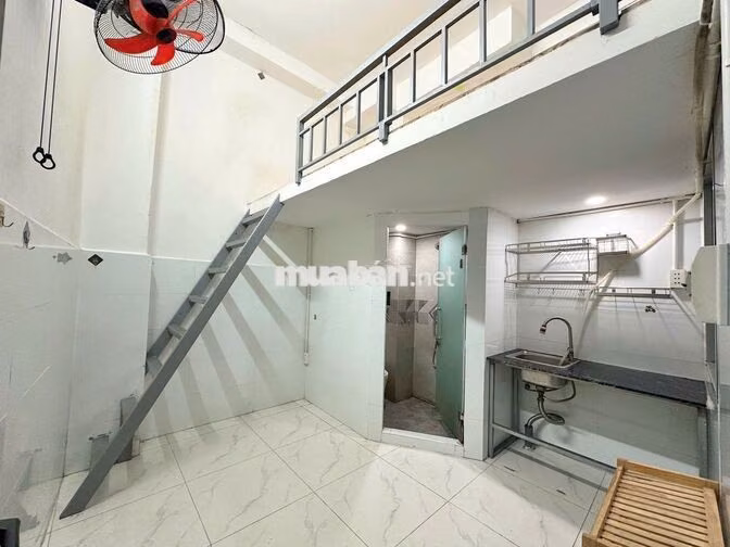 Phòng gác ngay gần AEON Tân Phú - Thuận tiện sv HUIT