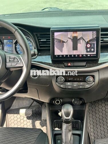 Suzuki XL7 Hybrid 2025 Trắng ngà 60.000KM