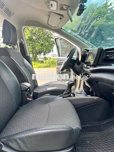 Suzuki XL7 Hybrid 2025 Trắng ngà 60.000KM