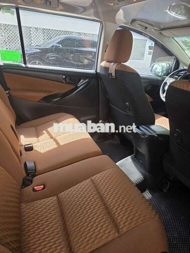 Toyota Innova E 2020 Bạc 98.000 km