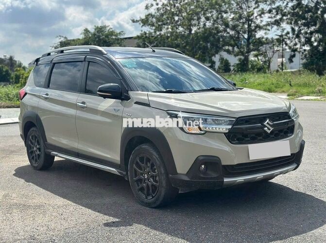 Suzuki XL7 Hybrid 2025 Trắng ngà 60.000KM
