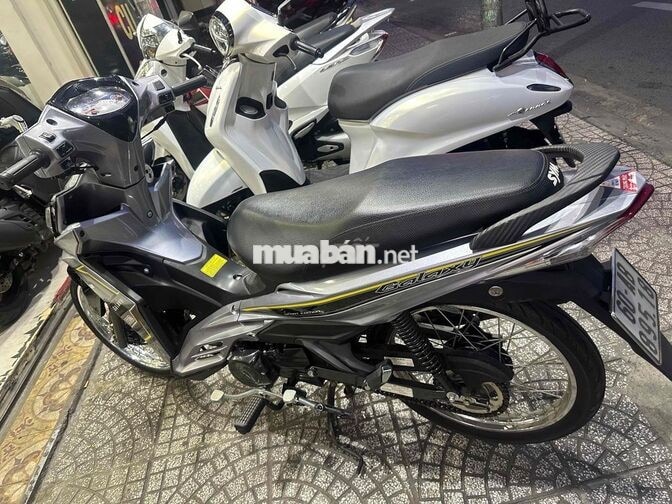 SYM Galaxy 11/2025 Bạc 4.000km. xe siêu mới