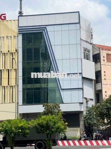 Cho thuê tòa nhà mặt tiền Nguyễn Hữu Cảnh, Bình Thạnh - DT 450m²