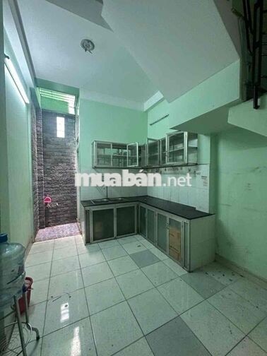 nhà cho thuê 4 phòng hẻm trường chinh. DT: 3m x 12m 2 lầu giá 9tr