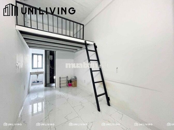 PHÒNG CỬA SỔ TRỜI CÓ MÁY LẠNH THANG MÁY NẰM GẦN NGÃ TƯ HÀNG XANH