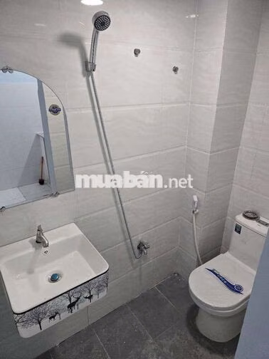 Cho thuê nhà gần ĐH Văn Lang, 1PN, hẻm xe tải, giá 7,5tr/tháng