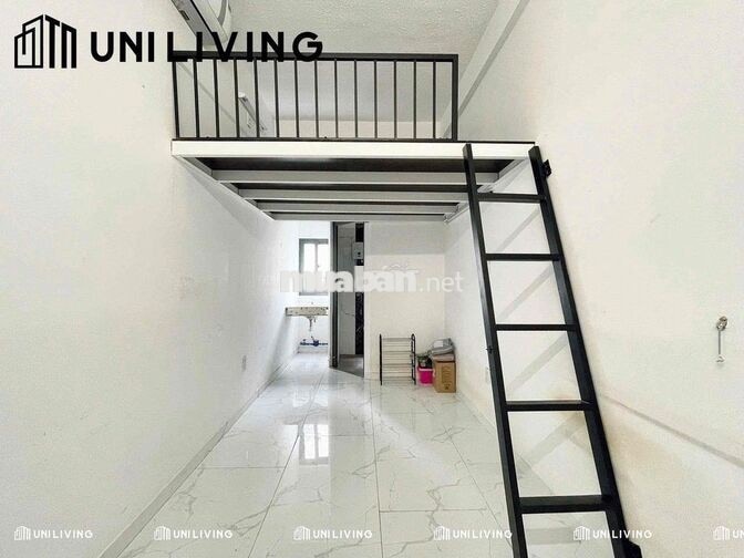 PHÒNG CỬA SỔ TRỜI CÓ MÁY LẠNH THANG MÁY NẰM GẦN NGÃ TƯ HÀNG XANH