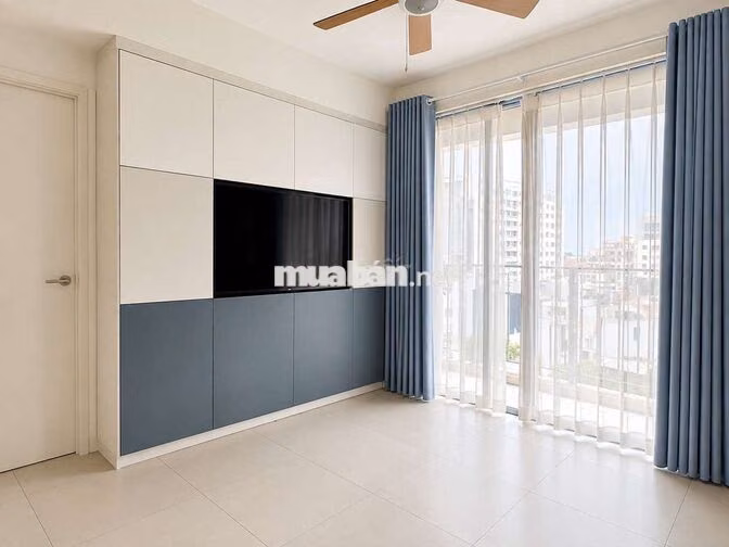 Bán căn góc 3pn tầng trung, giá mềm cho gia đình từ 2pn muốn up lên 3p