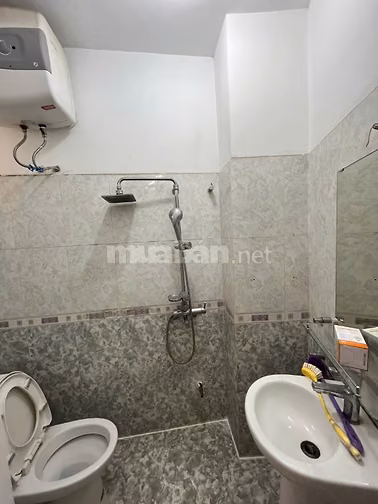  PHÒNG ĐẸP 14M2 - GIỜ GIẤC TỰ DO - CHỈ 2.4TR-NGÕ 271 BÙI xƯƠNG TRẠCH