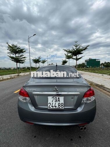 Mitsubishi Attrage Premium 2019 Xám