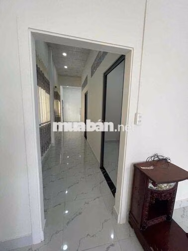 Nhà rộng mới 2 phòng hẻm đường Tầm Vu