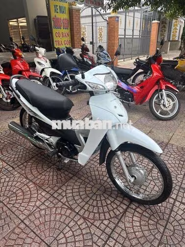 Honda Wave 50cc Trắng dep vĩnh long