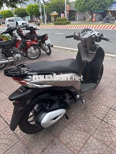 Honda SH Mode 2017 bep ga zin vinh long
