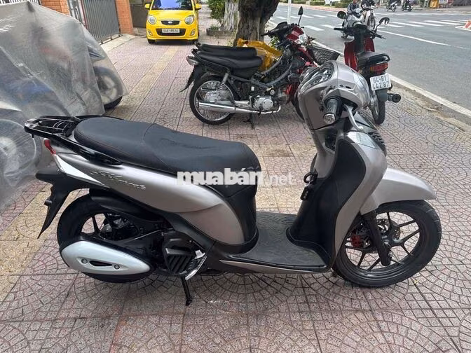 Honda SH Mode 2017 bep ga zin vinh long