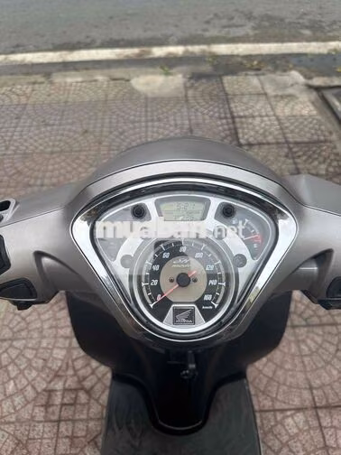 Honda SH Mode 2017 bep ga zin vinh long