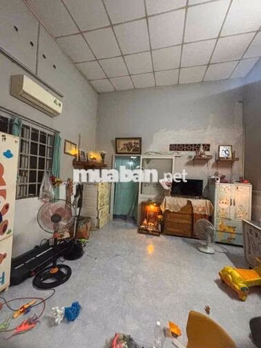 Nhà đường 11 (hẻm 84), hẻm thông xe hơi tránh nhau. Trường Thọ TĐ