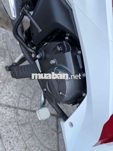 Honda Future LED 2026 Trắng đỏ 1600km