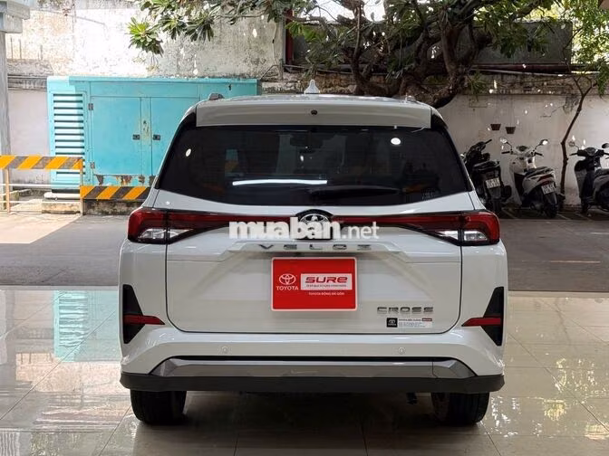 Veloz Top 2025 Trắng 20.982 km (GIÁ CÒN GIẢM)