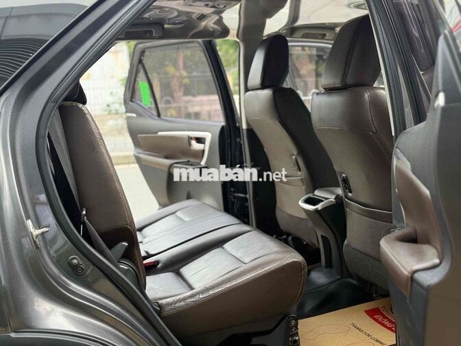 Bán Fortuner xăng tự động 2017 - Giá còn giảm mạnh