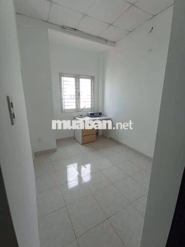 Nhà 3 tầng, 4PN 4WC,đối diện cổng Vạn Phúc city hbphuoc 