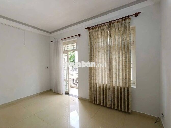Cho Thuê Nhà 3 Lầu Hẻm Nhựa Lâm Thị Hố P. Tân Chánh Hiệp Q12