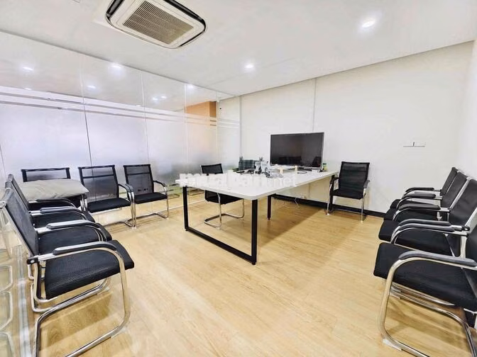 NGUYÊN HỒNG - ĐỐNG ĐA CHO THUÊ VĂN PHÒNG 145M GIÁ CỰC RẺ CHỈ 22TR