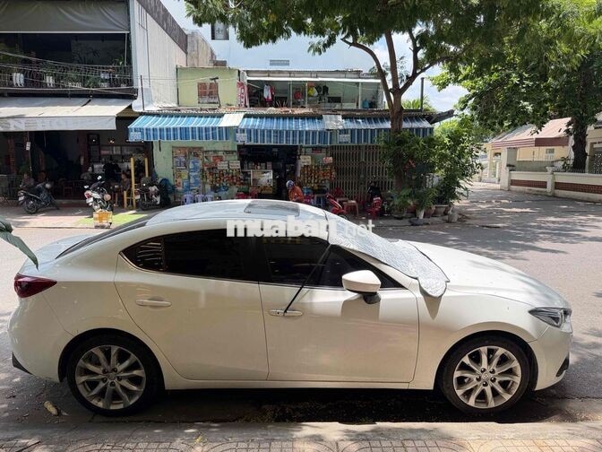 Mazda Mazda 3 2.0 trắng cuối 2016 đầu 2017