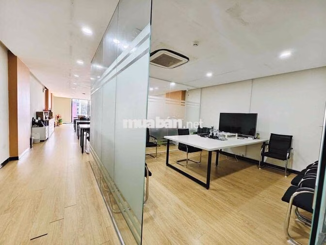 NGUYÊN HỒNG - ĐỐNG ĐA CHO THUÊ VĂN PHÒNG 145M GIÁ CỰC RẺ CHỈ 22TR