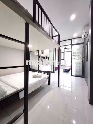 354/6 Võ Văn Kiệt, P. Cô Giang, Quận 1 Phòng 2 lầu 1, Phòng 3 lầu 2 -