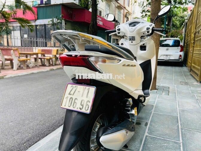 Honda Lead Trắng 2024 máy 125cc bao mới chinh chủ