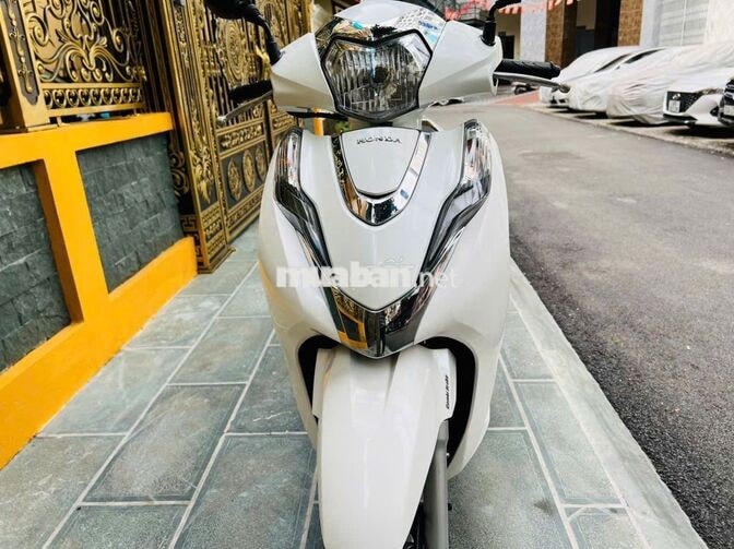 Honda Lead Trắng 2024 máy 125cc bao mới chinh chủ