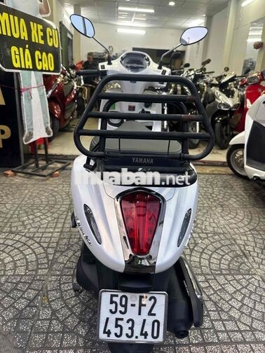 Grande Limited ABS Smartkey 6/2023 Trắng Ngọc chai